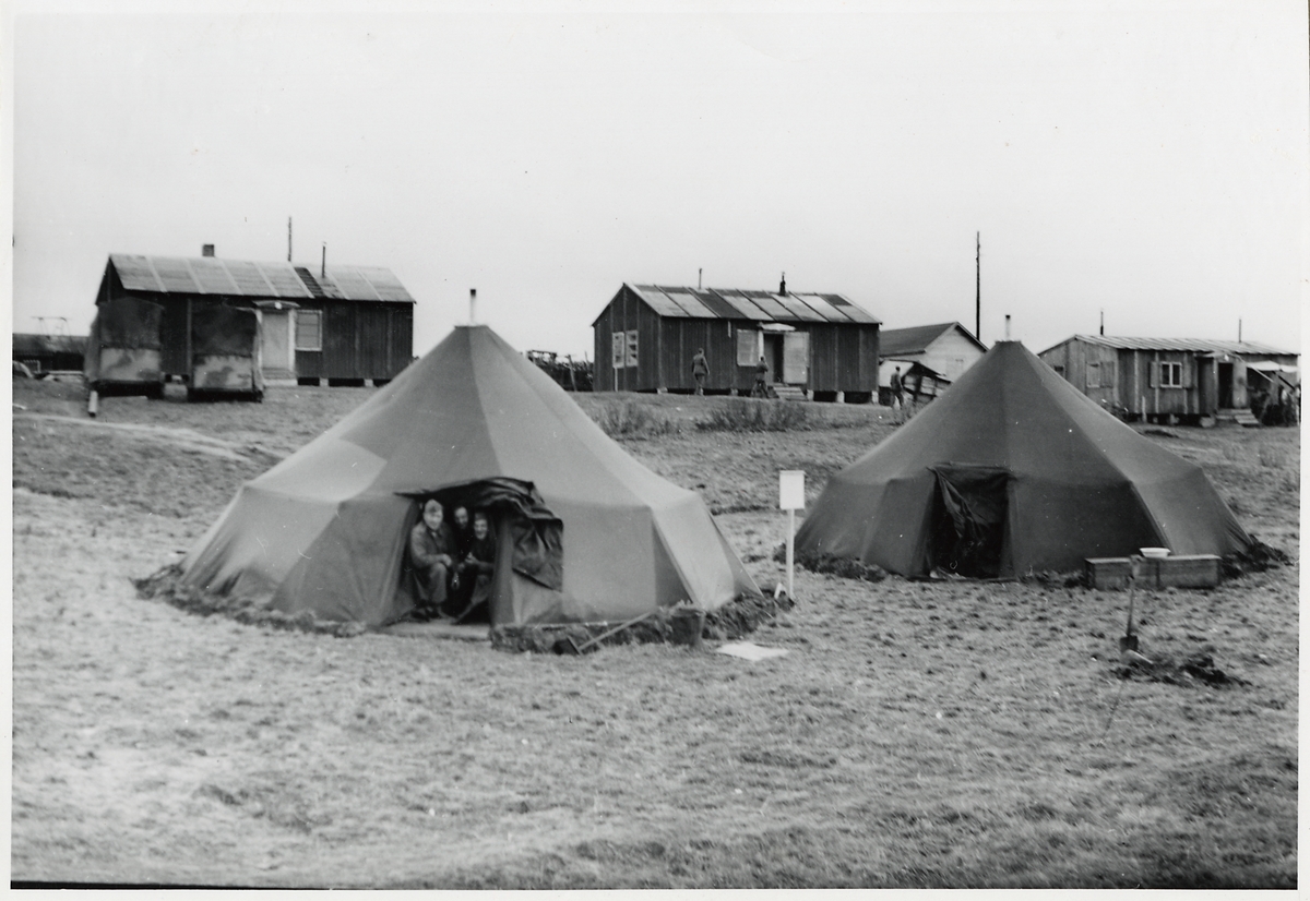 Bild tagen i samband med evakueringen av finska flyktingar i Karesuando, hösten 1944.