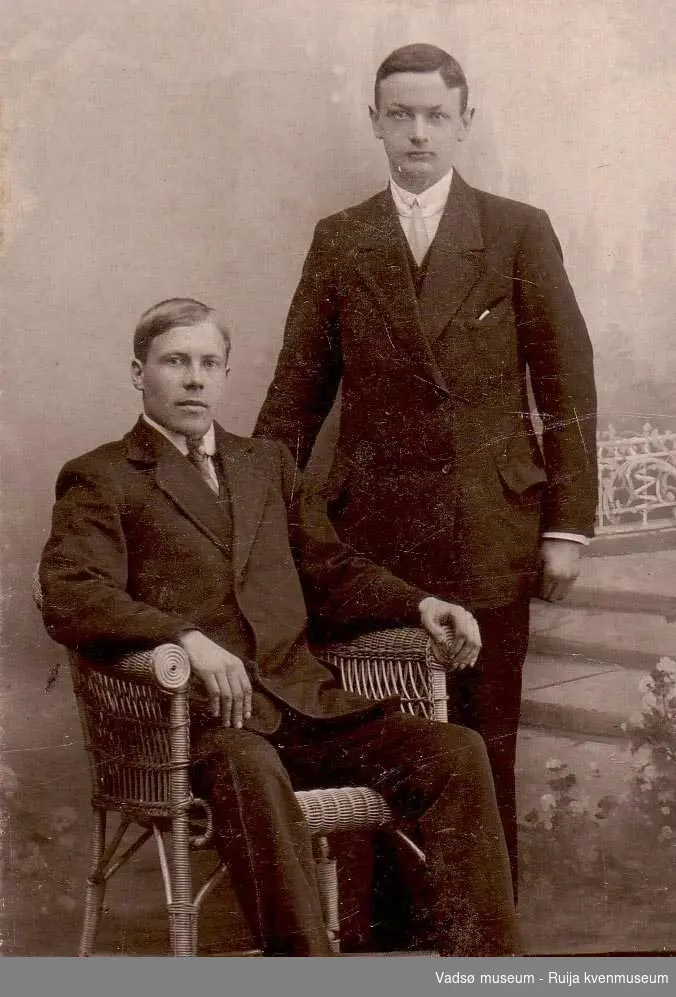 Egill Christensen  og Alf Aarnes i Tromsø ca 1915-1925.
