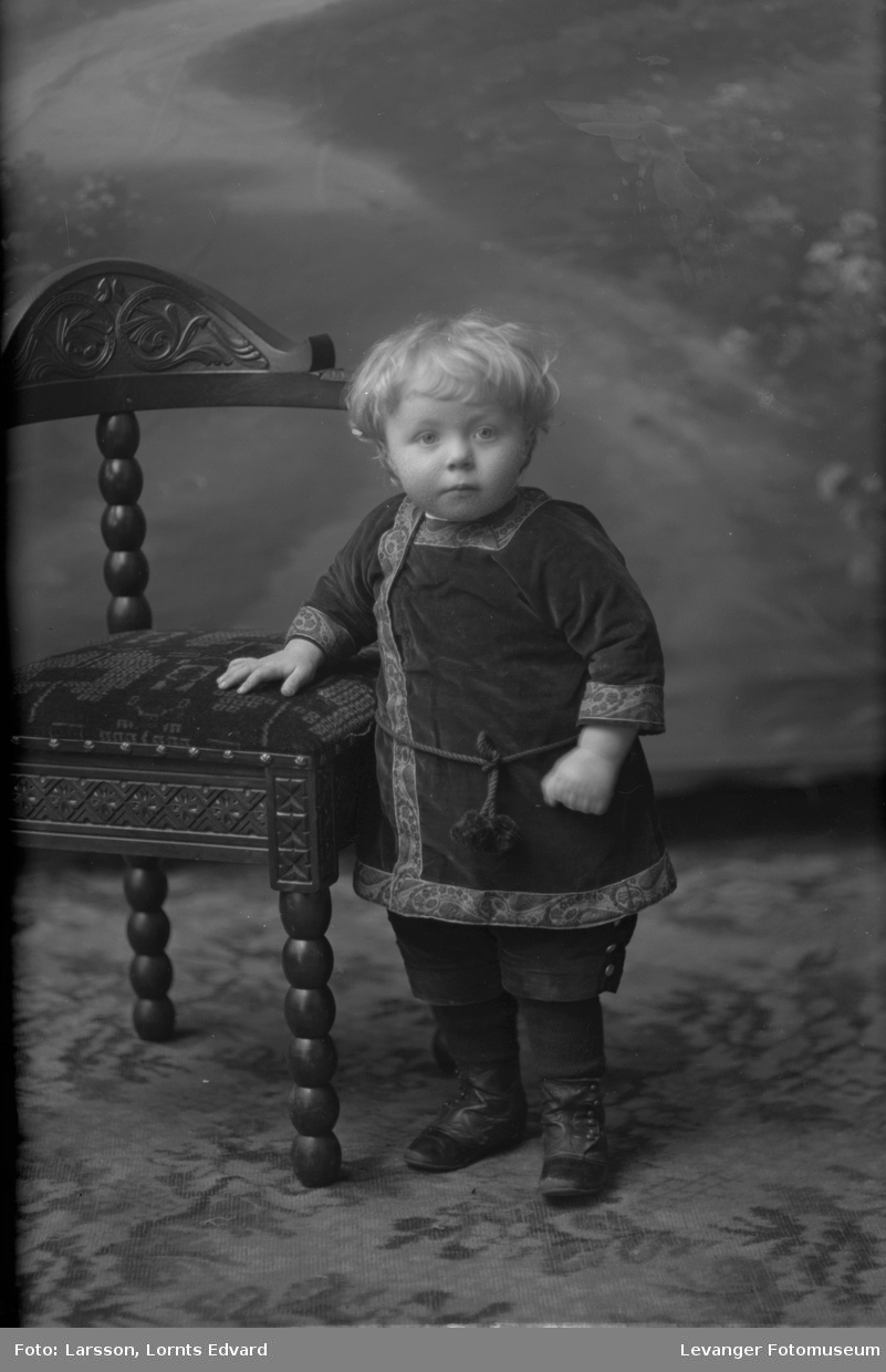 Portrett av en liten gutt.