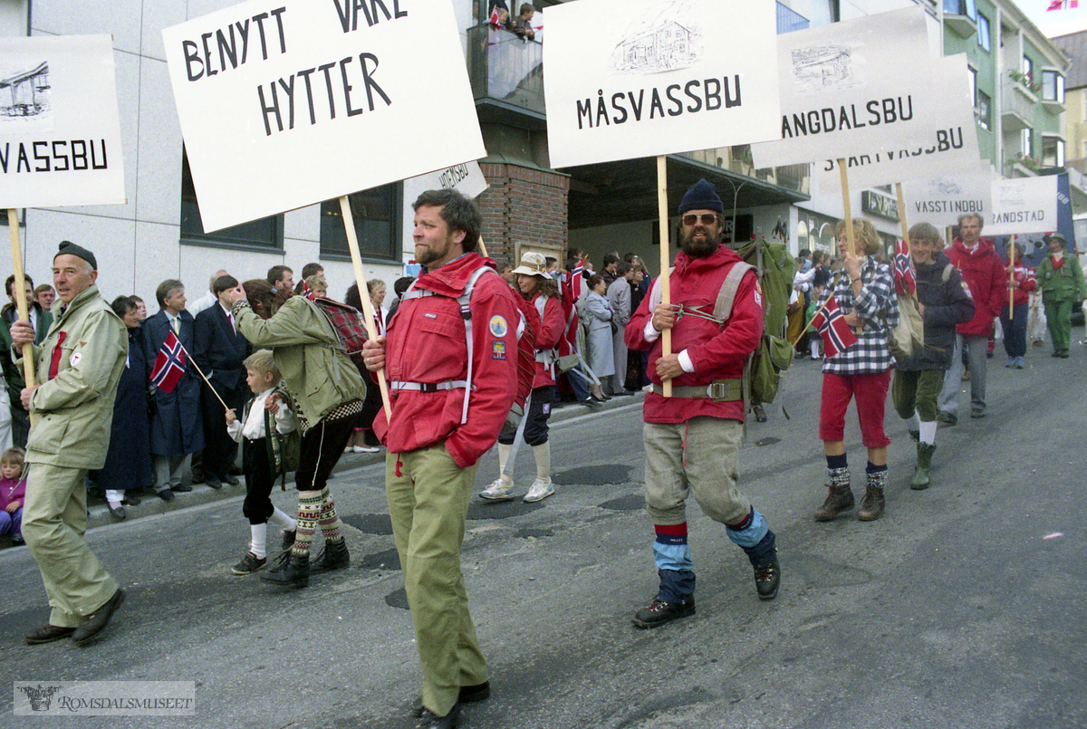 "17.mai.1990. Borgertoget 17 mai 1990".