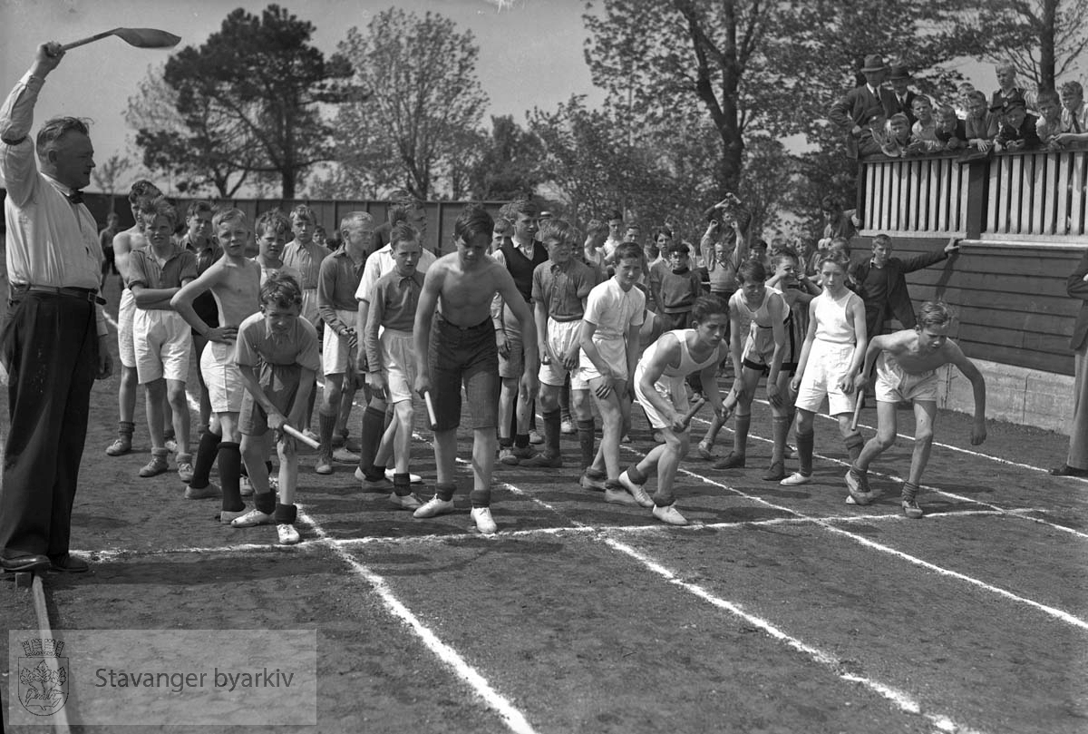 Skoleidrettsstevne på Stavanger Stadion 25.05.1937.