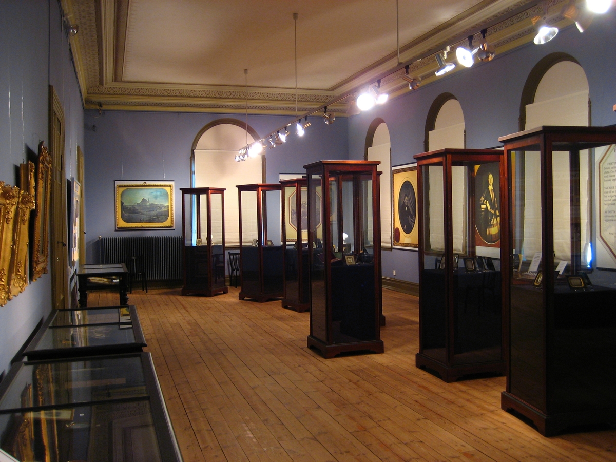Vänersborgs museum. Utställningen Herr Daguerres spegelbilder. 26 februari - 8 maj 2011.