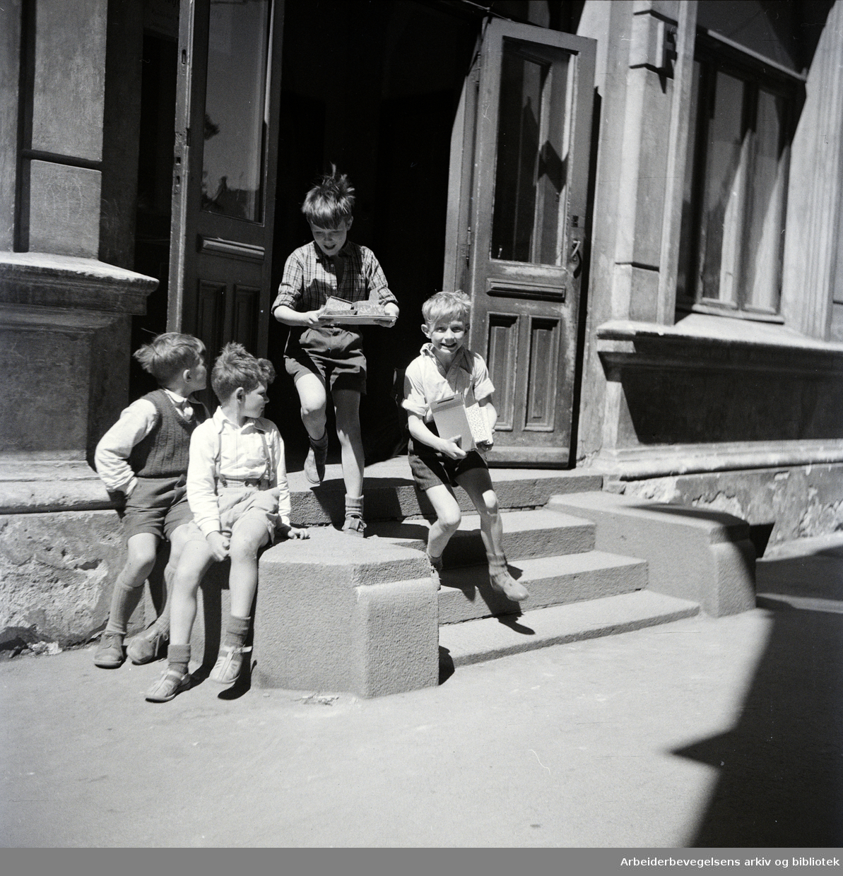Møllergata skole. Siste dag før ferien. Juni 1949