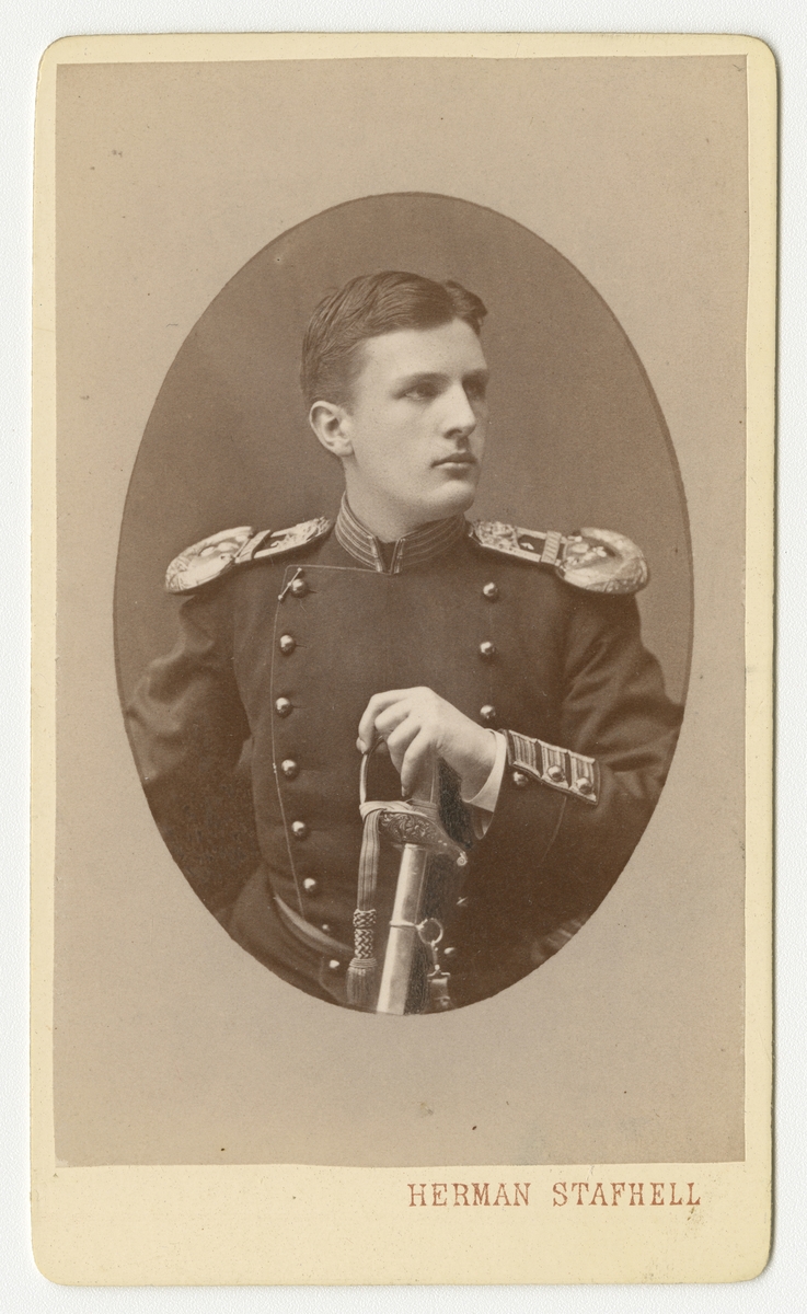Porträtt av Aaby Arvid Wilhelm Ericsson, underlöjtnant vid Smålands grenadjärbataljon.