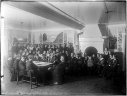 Sagavoll Ungdomskole - 1920- 1921 
Elever og lærere sammlet 