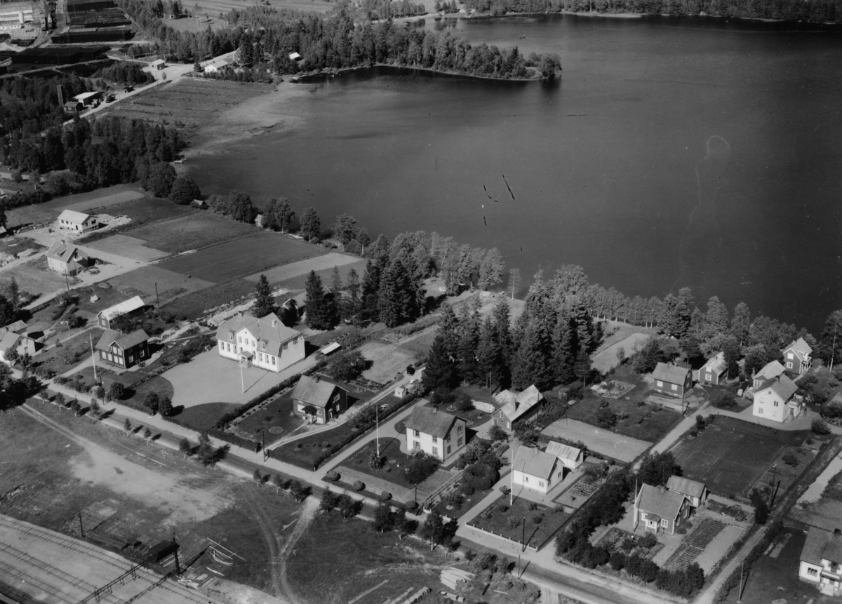 Flygfoto över Grimstorp i Nässjö kommun, Jönköpings län. Nr: 417/1957