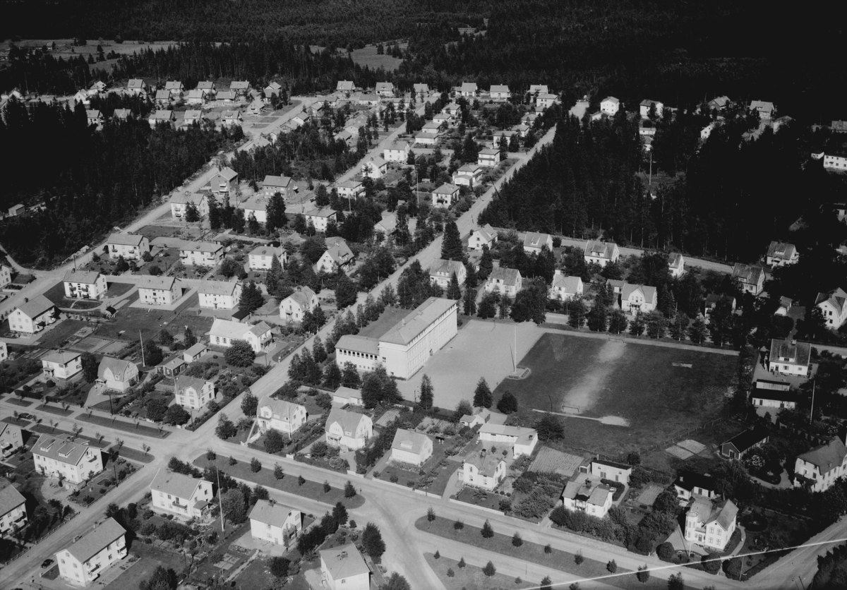Flygfoto över Sävsjö i Jönköpings län. Nr: 449/1957