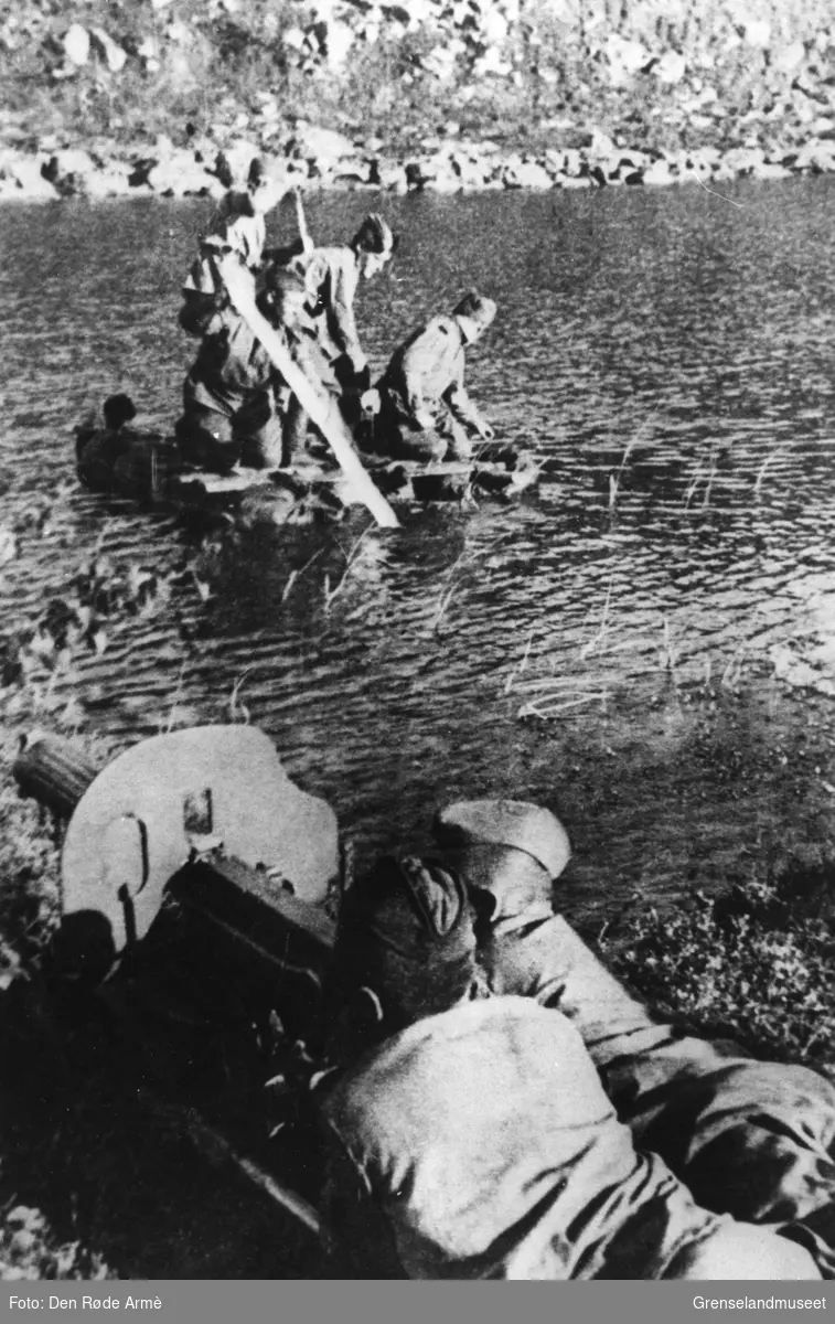 Forsering av en fjord. Oktober 1944.