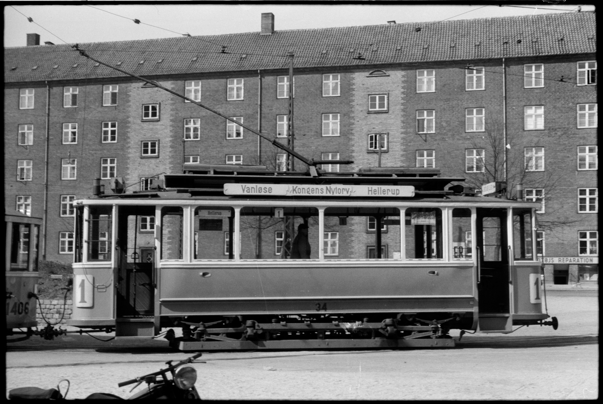 De Kjøbenhavnske Sporveje, DKS spårvagn 34 linje 1 Vanløse - Kongens Nytorv - Hellerup.