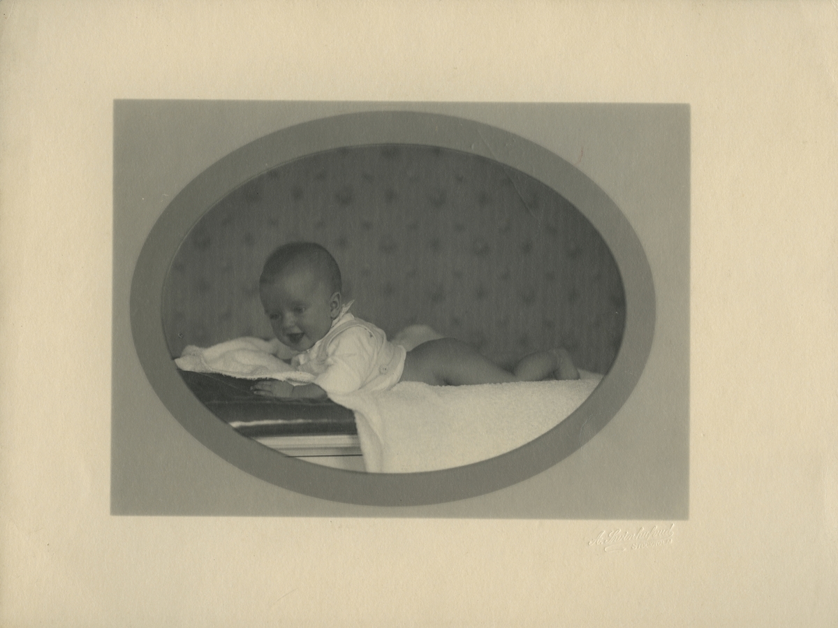 Jeanna Hamilton. 5 ½ månad, midsommar 1920.