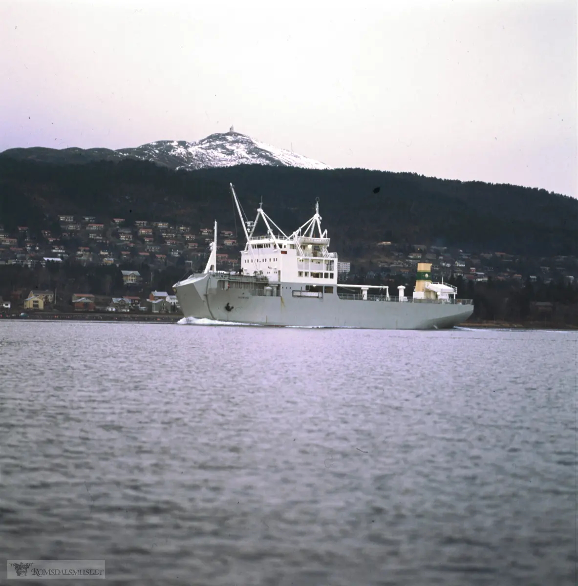 Byggnummer 237, "Mwenge", bygget ved Bolsønes Verft i 1973 og 1974. Levert som NORAD-skip til Tansania.