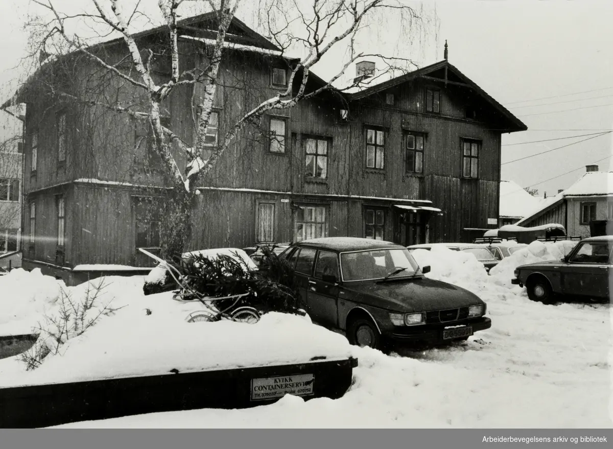Rodeløkka. Solhaugsgata 2, 4 og 6. Februar 1978