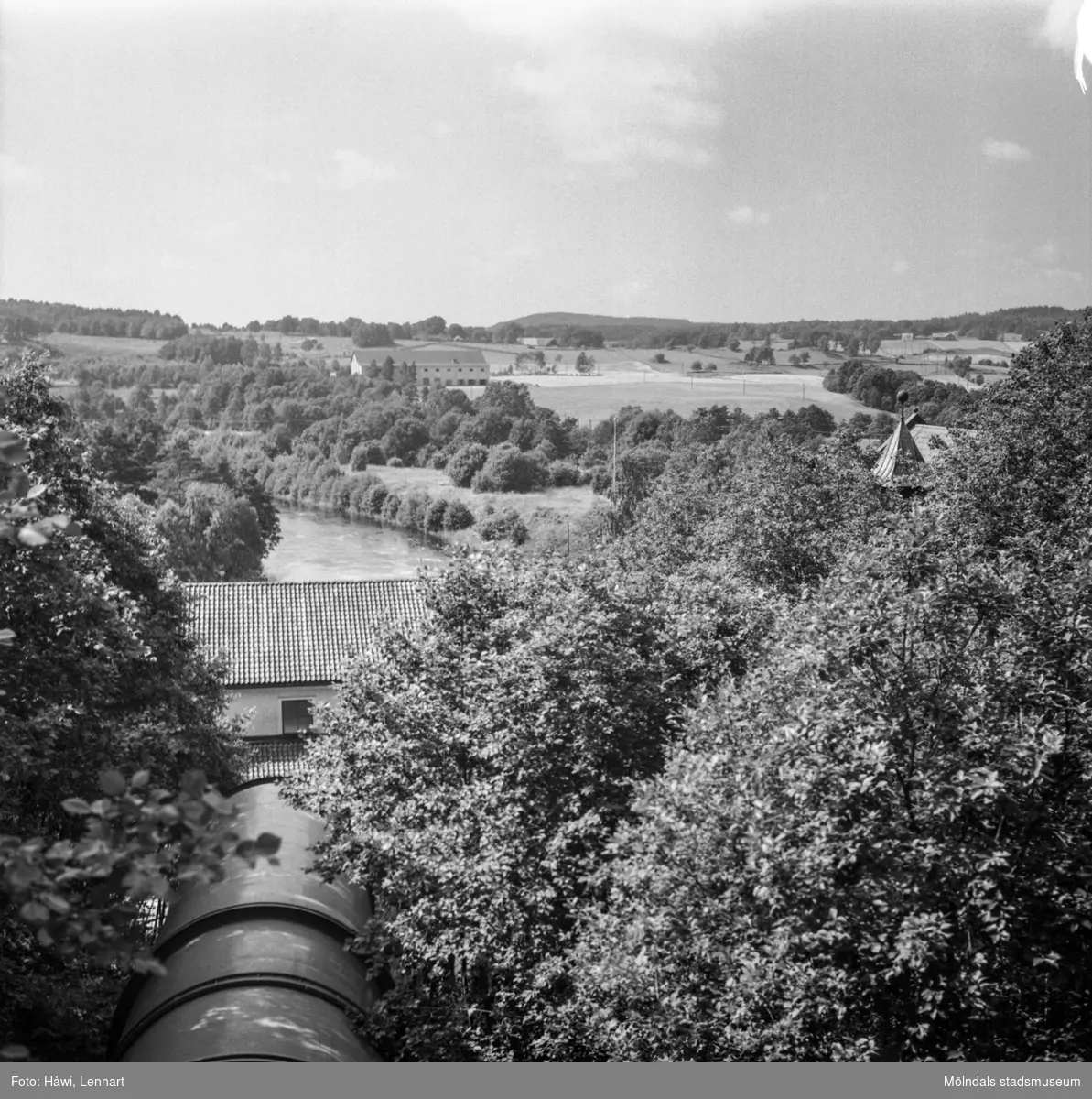 Ätrafors kraftstation, 25/7 1960. Inloppskanal. Utsikt från turbintagen.