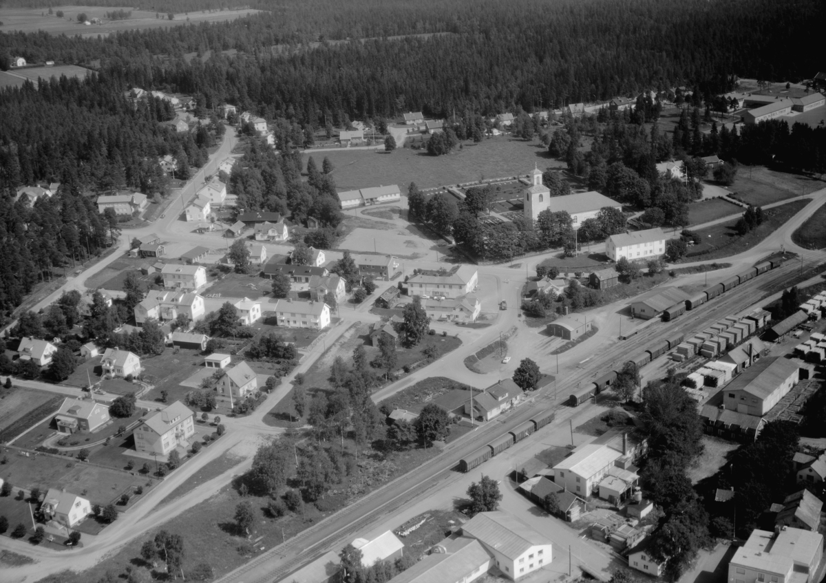 Flygfoto över Malmbäck i Nässjö kommun, Jönköpings län. 1250/1966