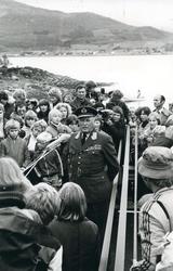 Hans Majestet Kong Olav V åpnet Hadselbrua 1978