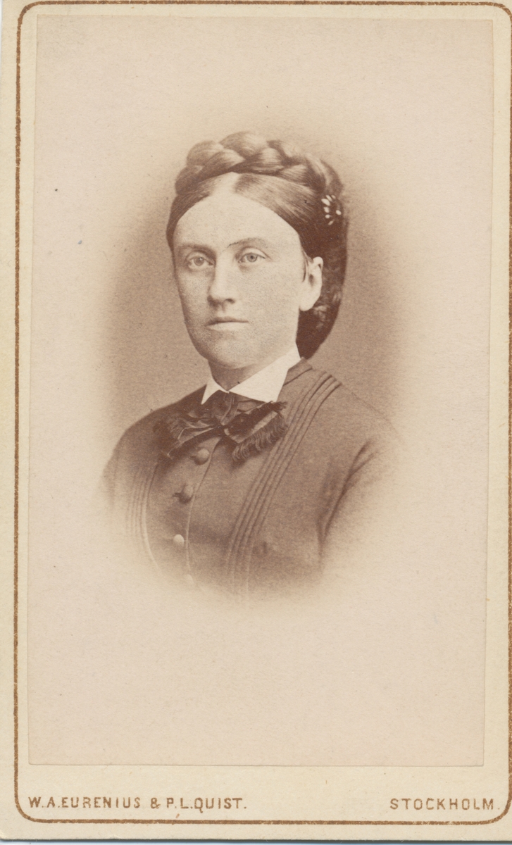 Emma Rettig, född Åkerhjelm. Gift med Carl Anton Rettig, Kilafors.