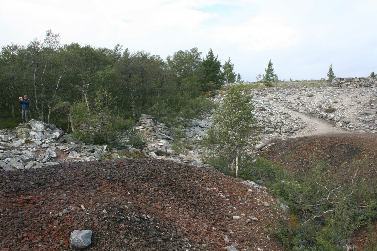 Cirkumferensbefaring, slagghaug