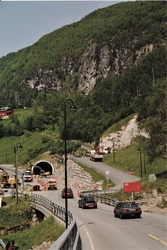 Bygging av tunnel og veg i forbindelse med rassikring på rik