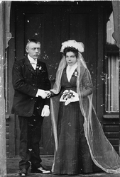 Brudebilde - Johannes Rugsveen (1879-1961)  og Sigrid Romens