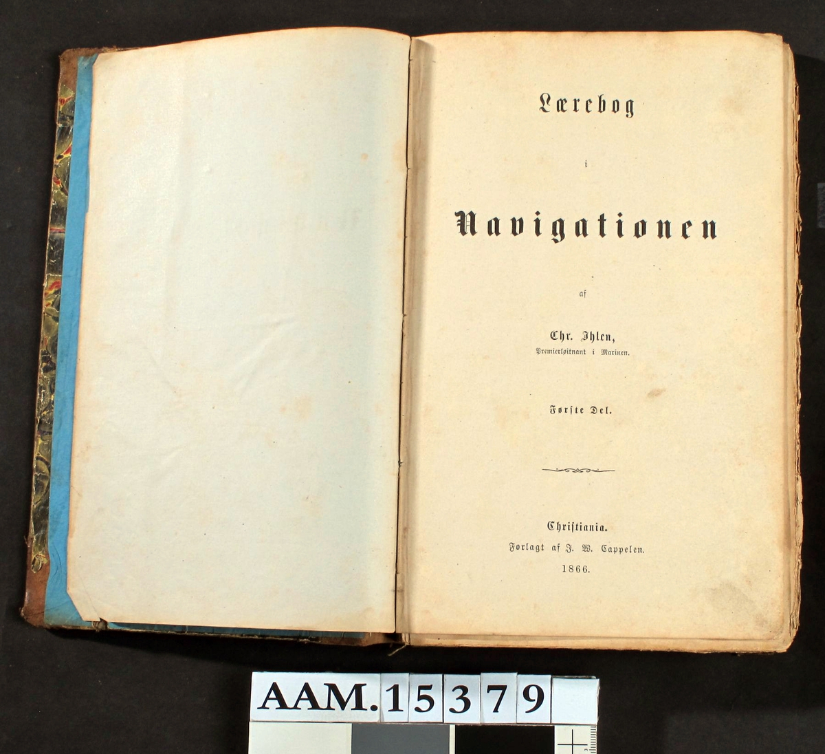 Chr. Ihlen, Lærebog i Navigationen,   II, Chra. 1866.  På forsatspapiret signert:   Jens Lassen 1/11 66.  Brun skinnrygg, brunmarmorert, slitt bind.  (1833 - 1908).  