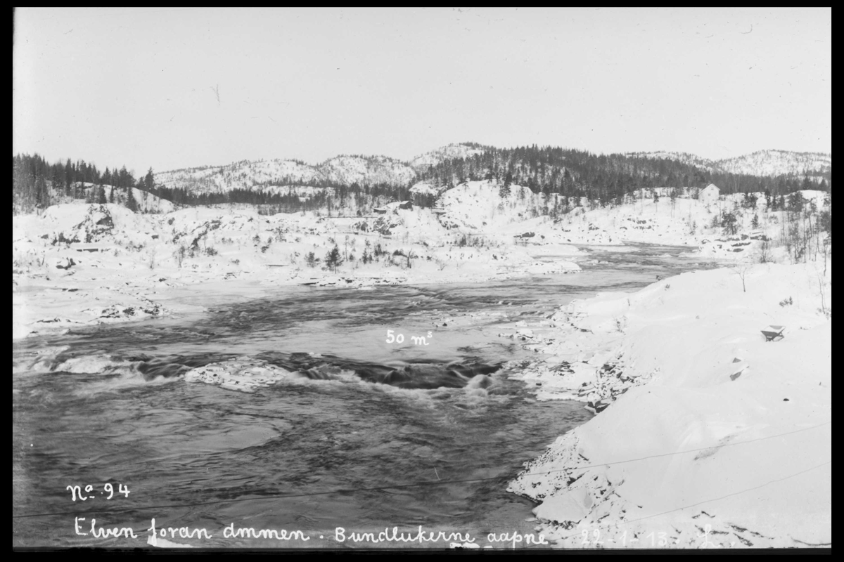 Arendal Fossekompani i begynnelsen av 1900-tallet
CD merket 0565, Bilde: 18
Sted: Haugsjå
Beskrivelse: Dammens nordområde