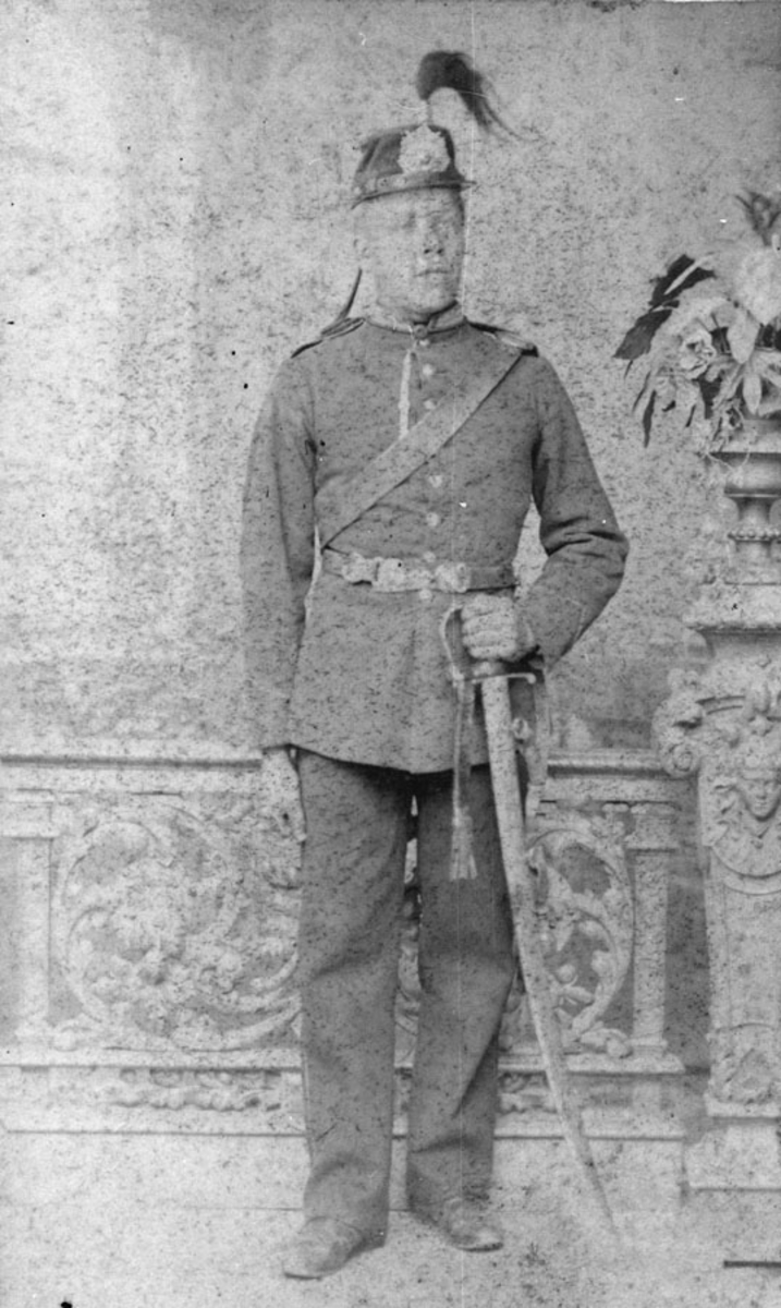 Theodor Karlsen i uniform