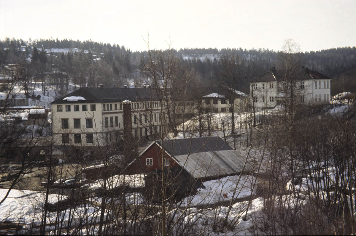 Fabrikkområde i Heggedal