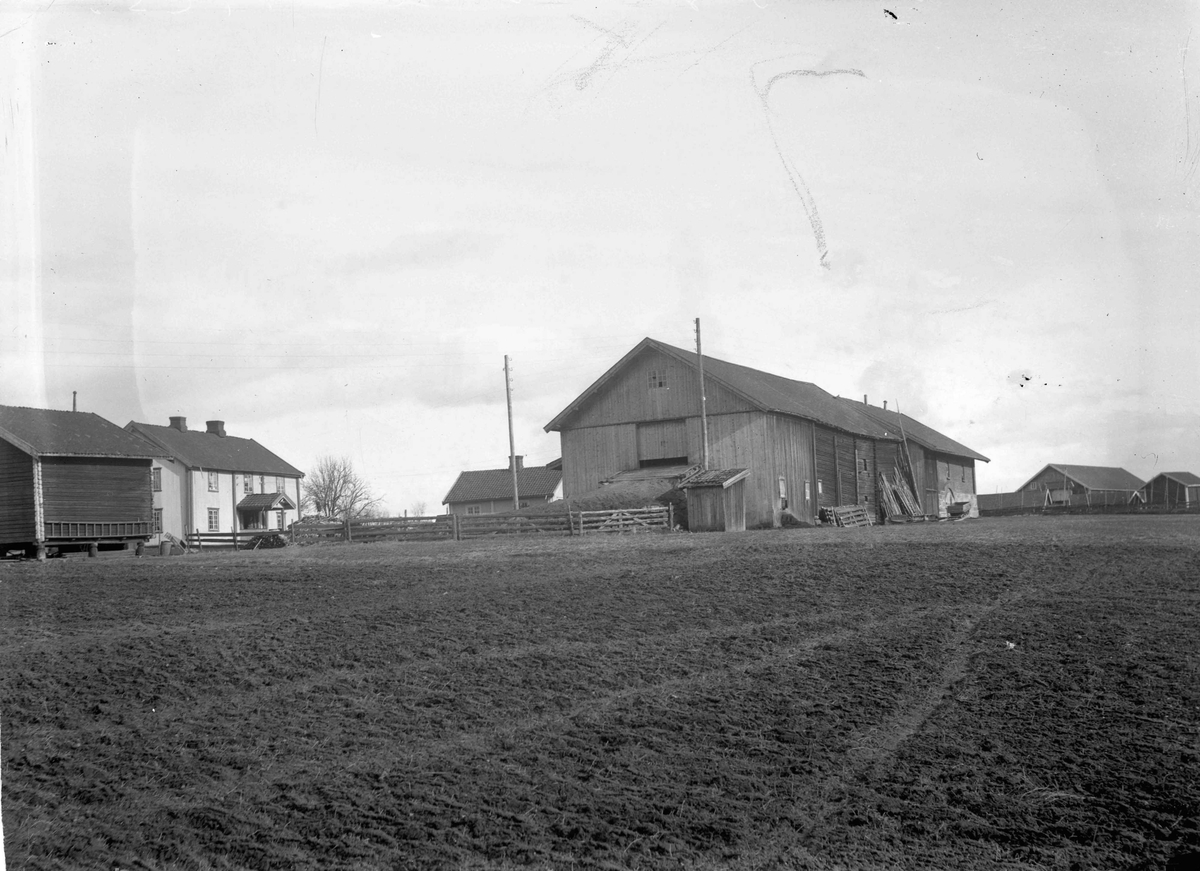 Sigurd Sander, Røkholt, gård 1925
