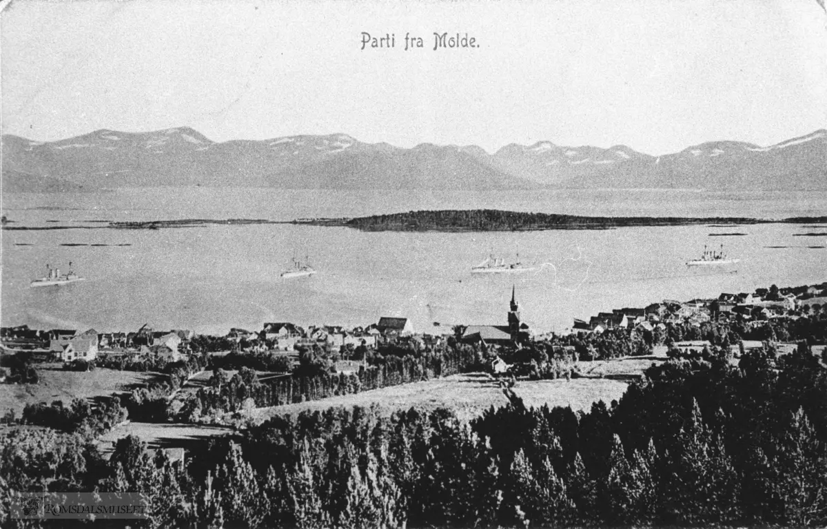 Molde by sett fra nord., Molde i panorama sett fra Nord