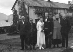 Bryllupet til Anna Nilsdatter Bårdnes f.1902, Vestnes og Ola