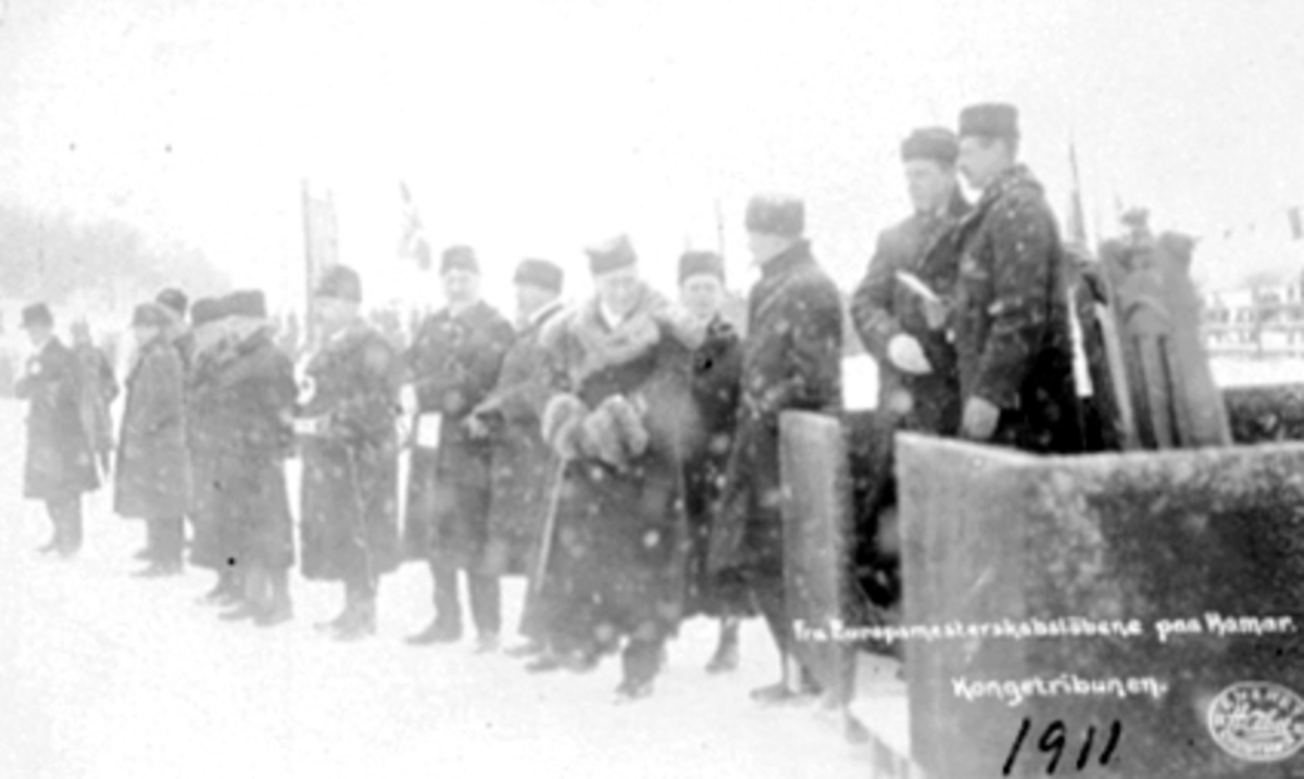 Postkort, Hamar, Veslemjøsa, europamesterskap på skøyter 1911 på Mjøsa, EM 1911, på søndag 20. februar var kong Haakon VII æresgjest, kongetribune, russeren Nikolaj Vasiljevitsj Strunnikov ble europamester, 