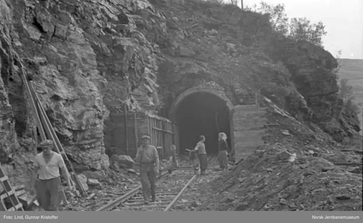 Nordlandsbaneanlegget : søndre forskjæring for Rauberget tunnel