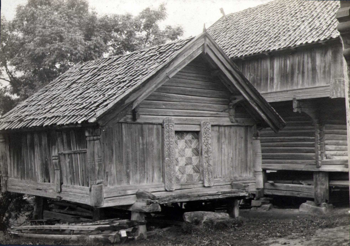 Bur, Bamle, Heddal, Notodden, Telemark. Fotografert 1914.