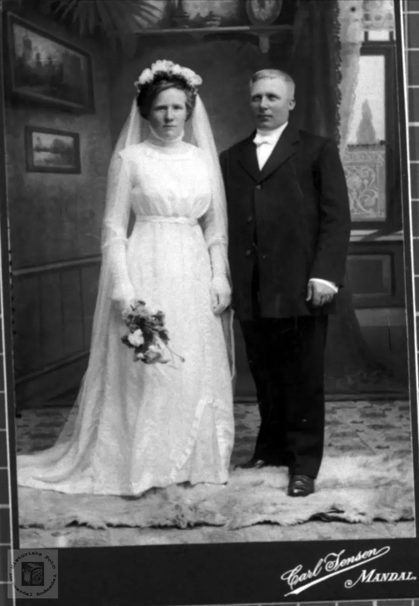 Asborg og Theodor Apesland - brudebilde