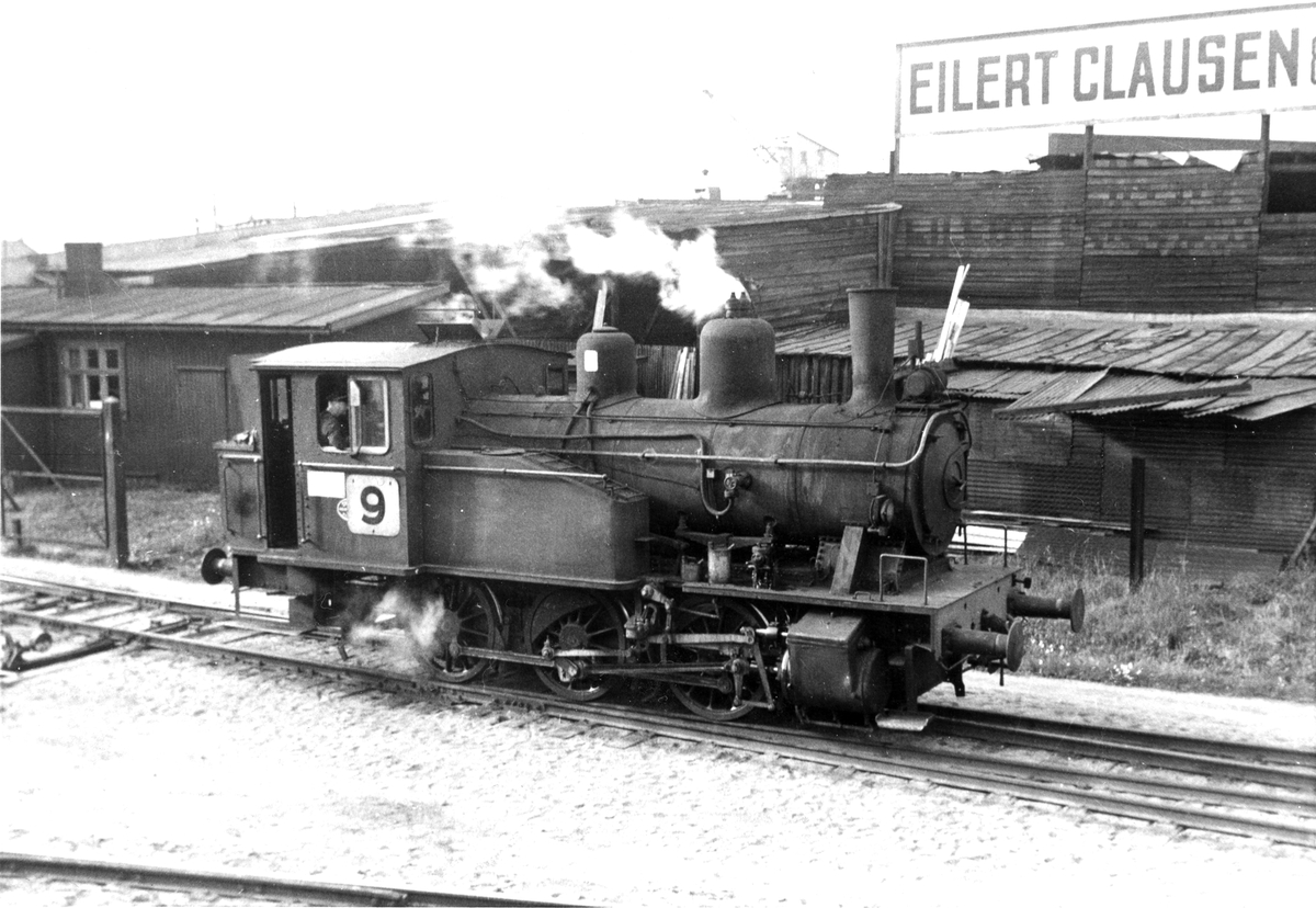 Damplokomotiv type 23b i skiftetjeneste på Grønlia i Oslo
