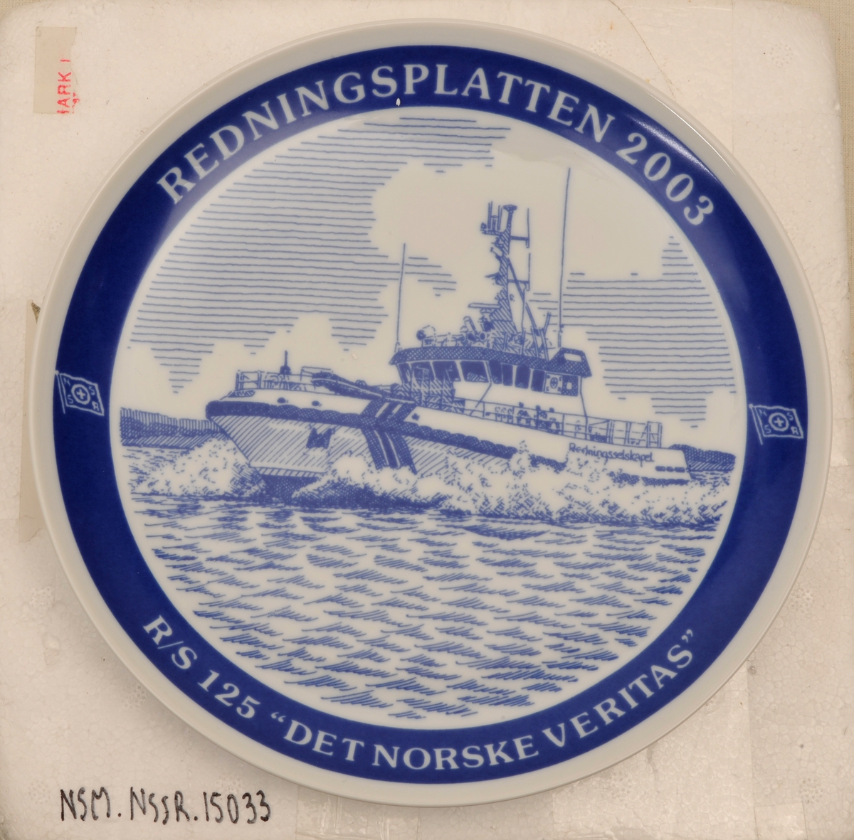 Tegning av Det Norske Veritas (redningsskøyte), blå strek.