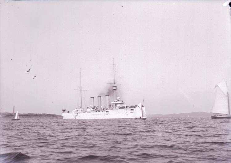 Pansarkryssaren Fylgia på Gullmarsfjorden 1910