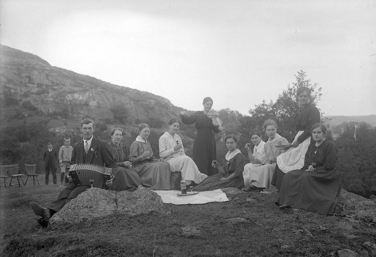 Enligt fotografens journal nr 3 1916-1917: "Johansson, Alfred Klefva Spekeröd".