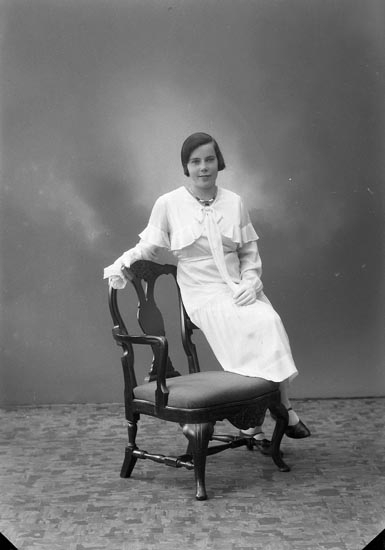 Enligt fotografens journal nr 6 1930-1943: "Johansson, Fr. Lisa Solgården Här".