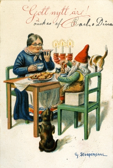 Kort: "Gott nytt år". Husmor och tomte dricker kaffe vid köksbordet.