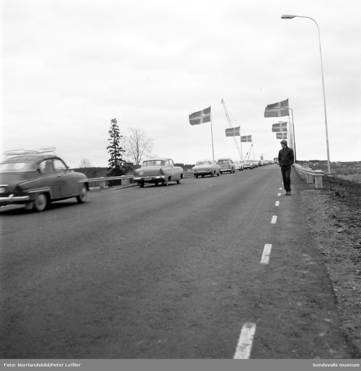 Bilkön efter Alnöbrons invigning sträcker sig ända mot Tunadal.