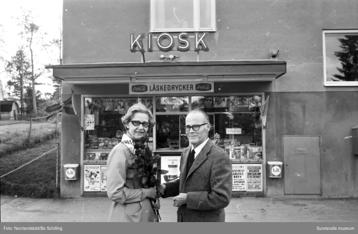 Wikströms kiosk på Fridhemsgatan. Exteriör och interiör.