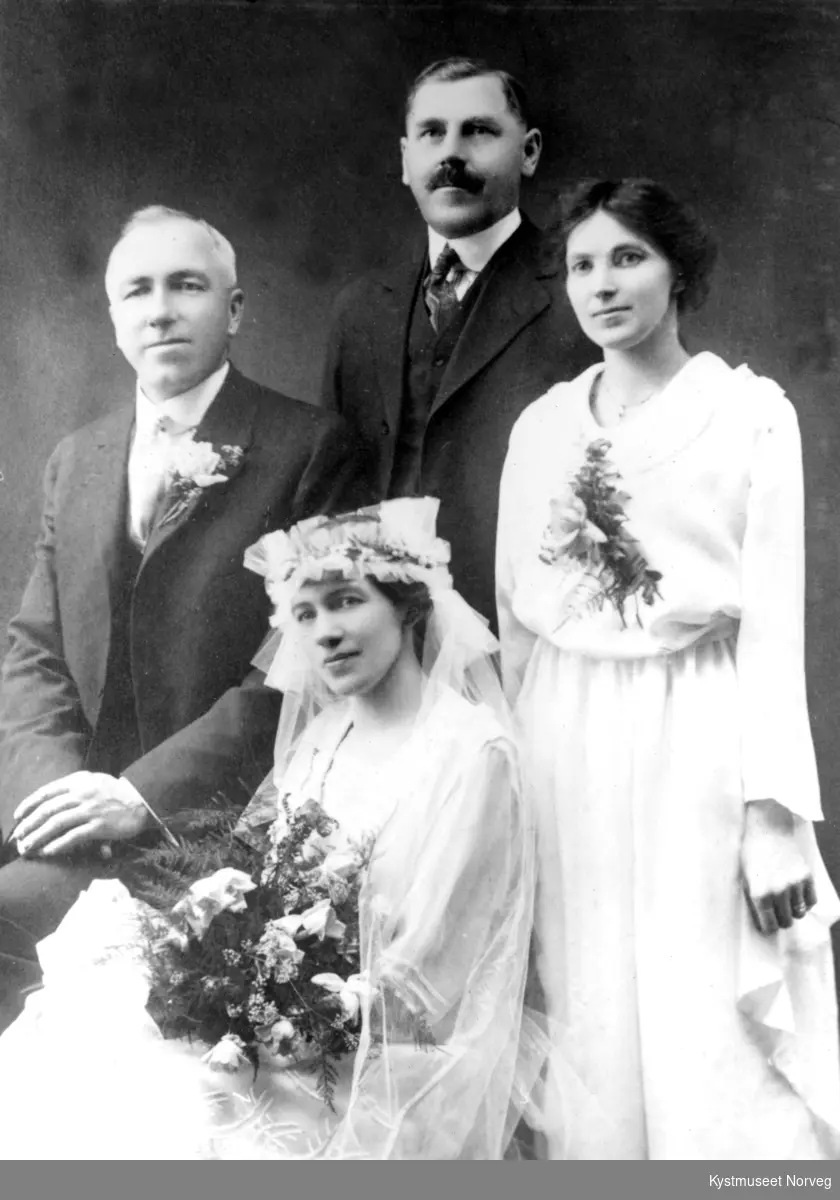 Brudebilde, fra venstre: Johan Haugland ellers ukjente