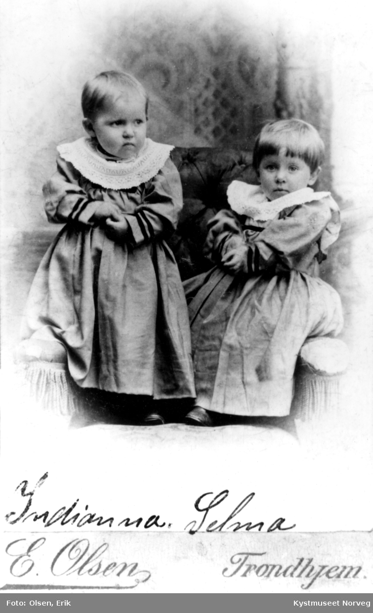 Tvillingene Indianna og Selma Ørsnes