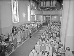 Eidsvoll Kirke ca. 1959. 
1-Arild Jensen, 2-Jan Tage Leonsen