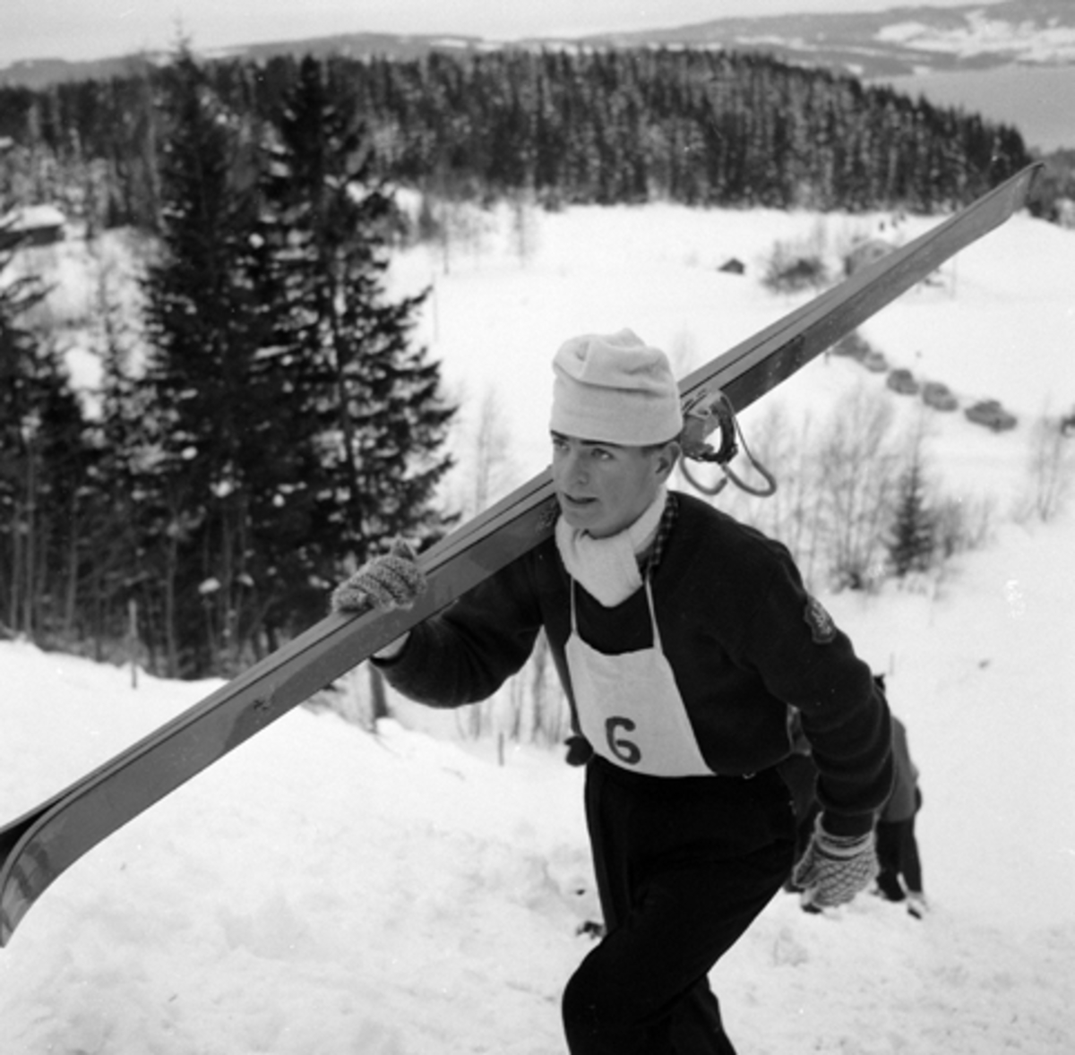 Arve Kristiansen fra Vang J. Født 1946, skihopper i Vikerkollen, Furuberget.