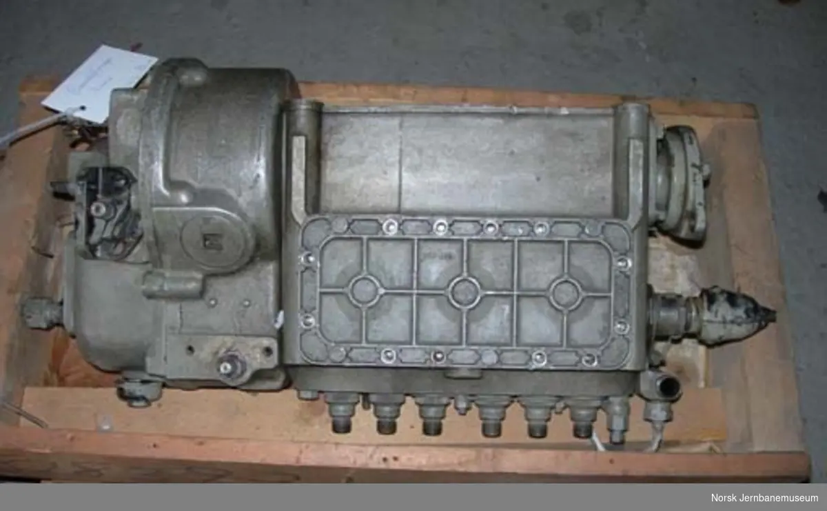 Brennstoffpumpe til Scania-Vabis motor type 812