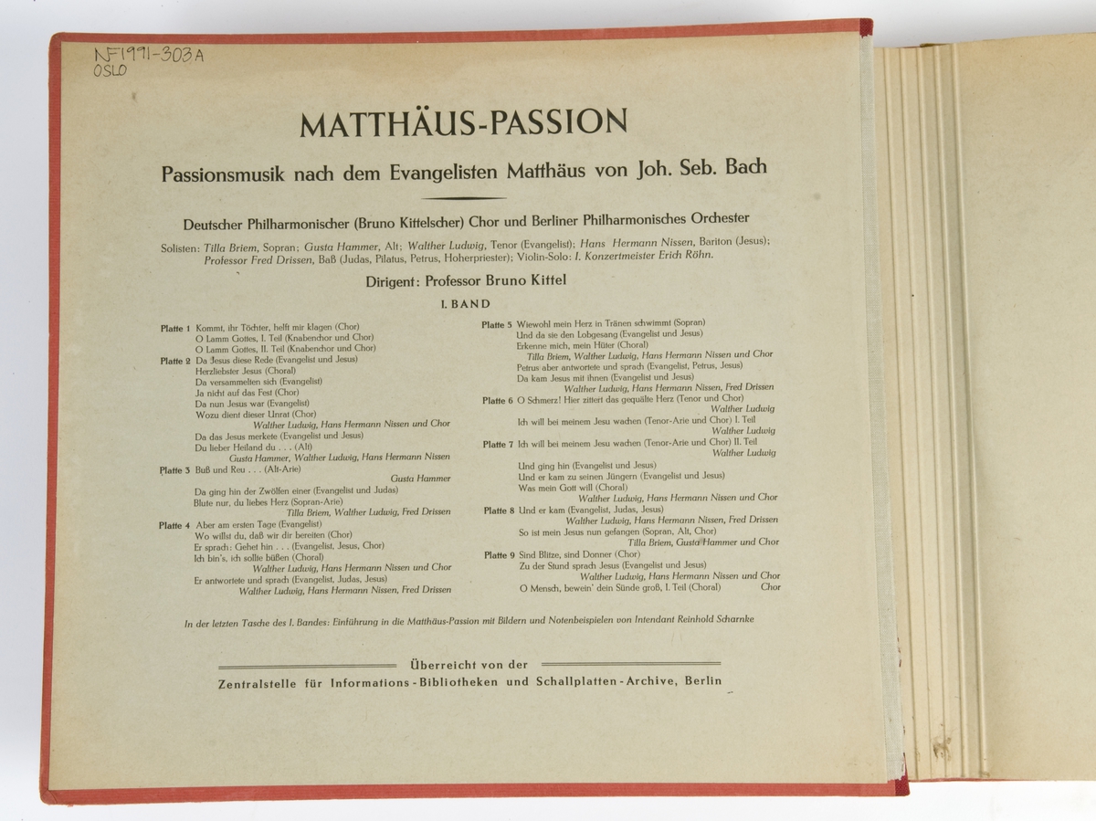 2 stk album med 9 78-plater i hver. Johann Sebastian Bachs Die Mattäus Passion, Deutsches Philharmonischer (Bruno Kittelscher) Chr und Berliner Philharmonisches Orchester.