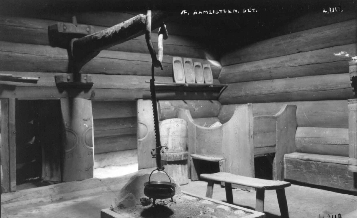 Årestue fra Åmlid, Valle. Fotografert på Norsk folkemuseum, 1923.