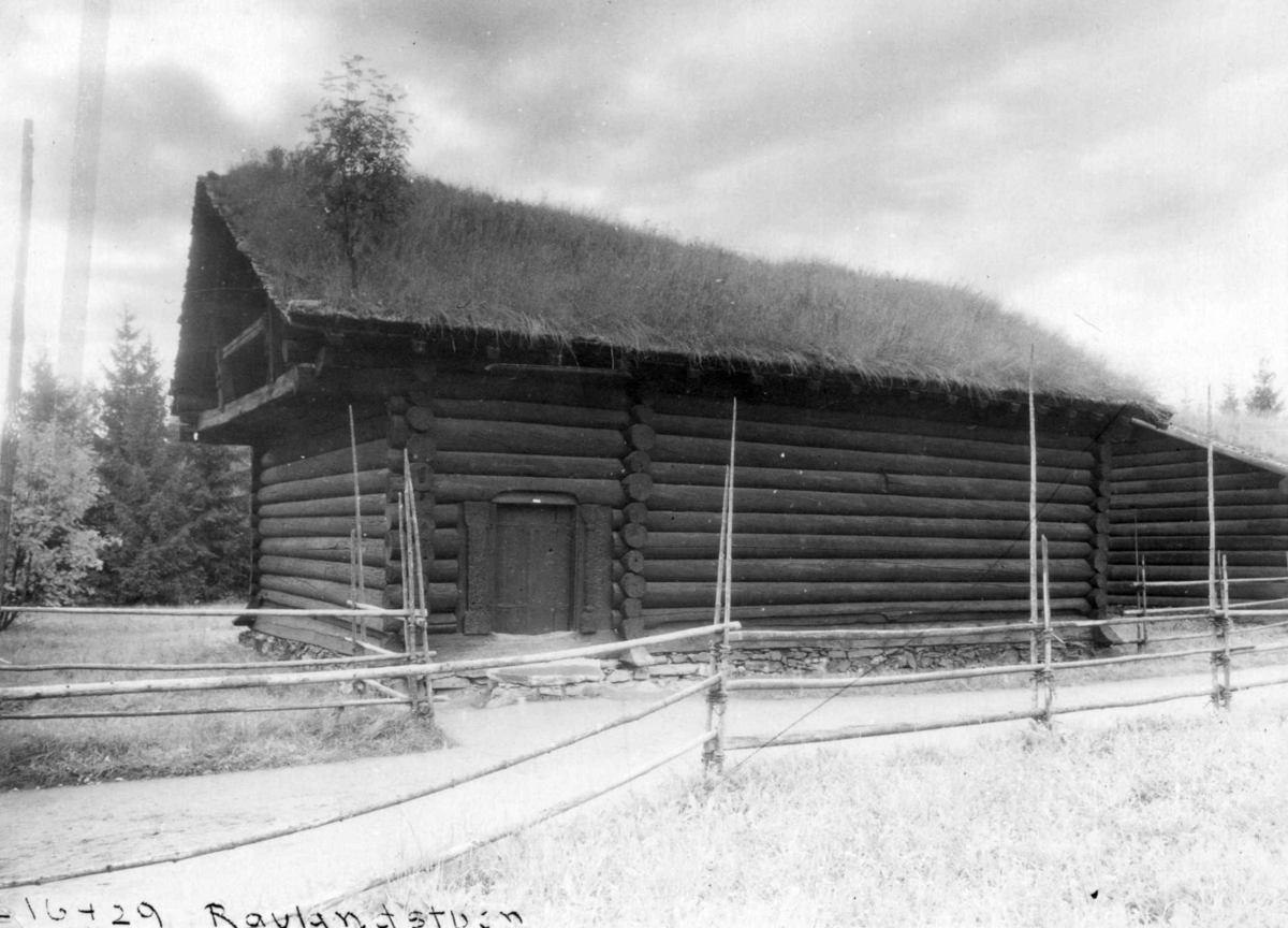 Stue fra Søre Rauland i Nore og Uvdal, avbildet på Norsk Folkemuseum, 1933.
